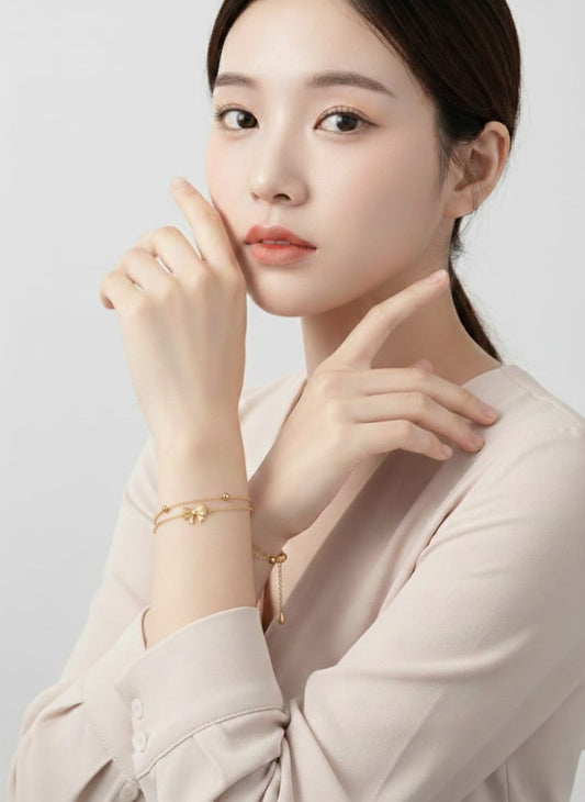 Delicate Gold Bow Charm Chain Bracelet