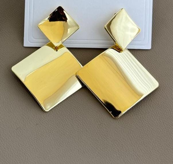 Geometric Shine Gold Earrings