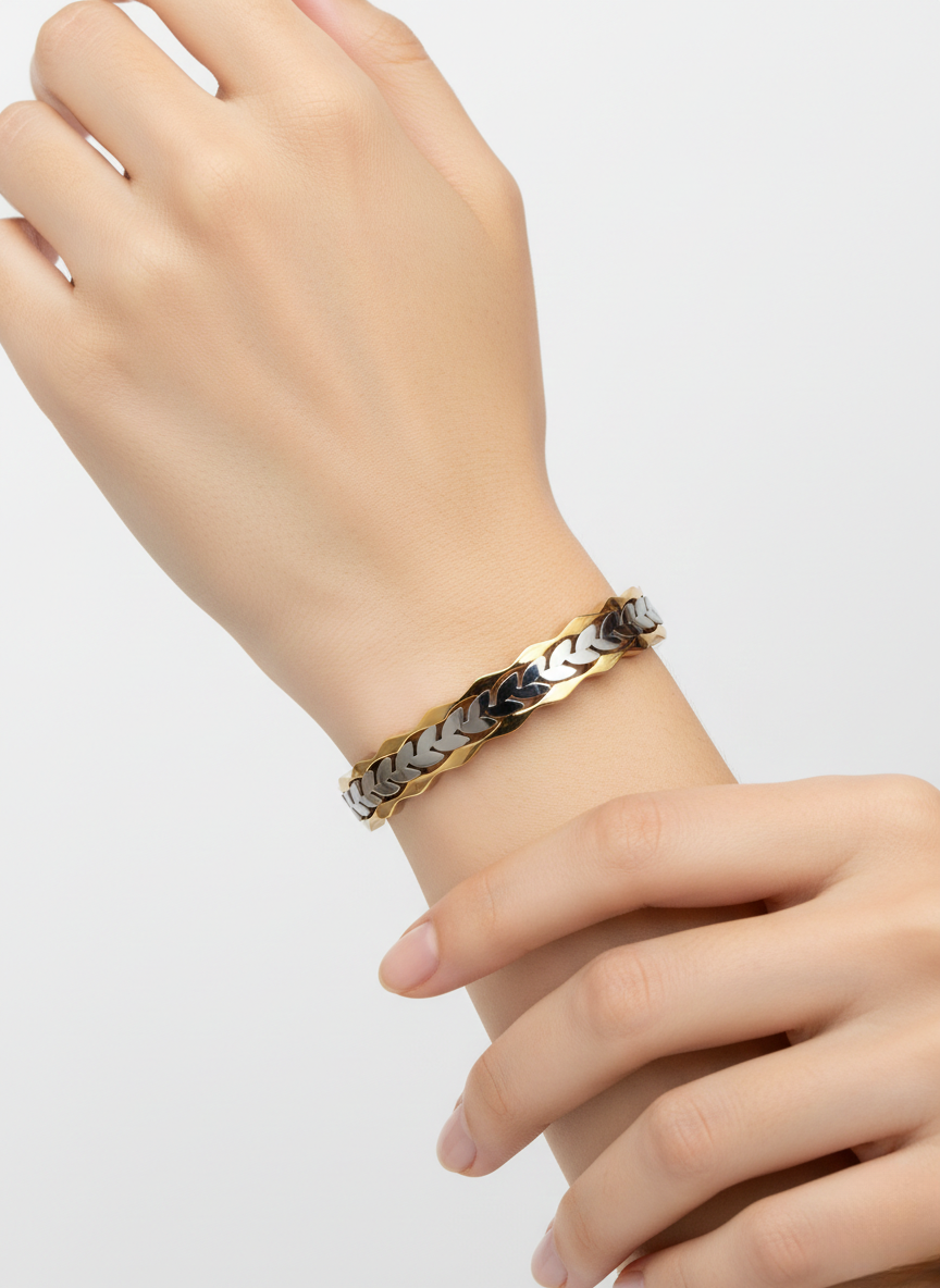 Intricate Two Tone Leaf Pattern Bracelet