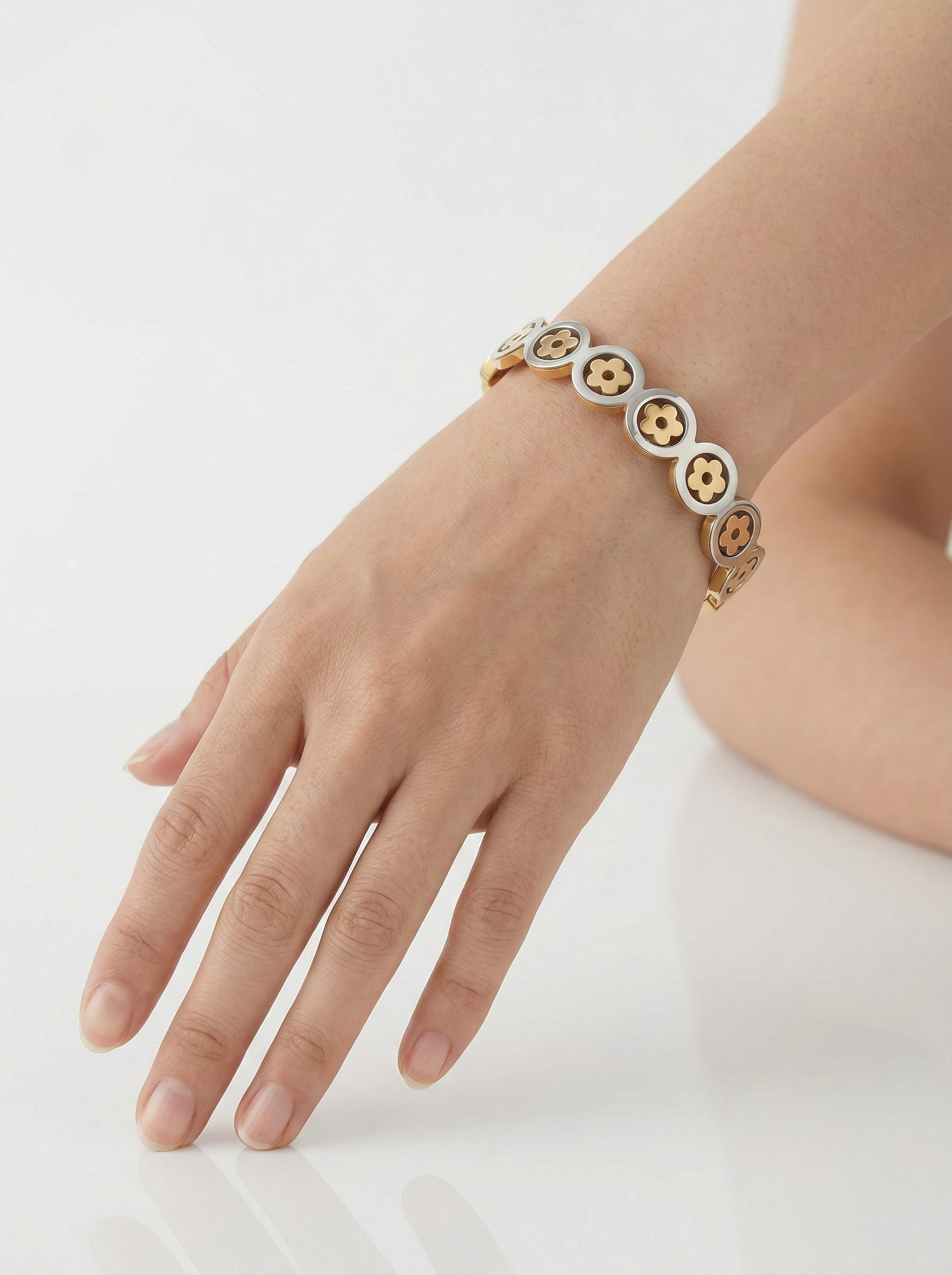 Golden Floral Bracelet with Pearls and Camellia