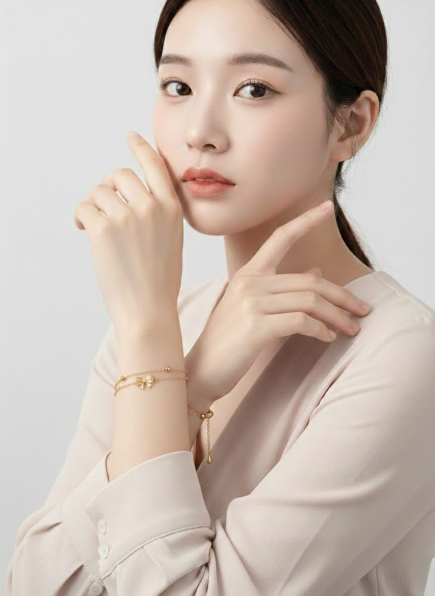 Delicate Gold Bow Charm Chain Bracelet