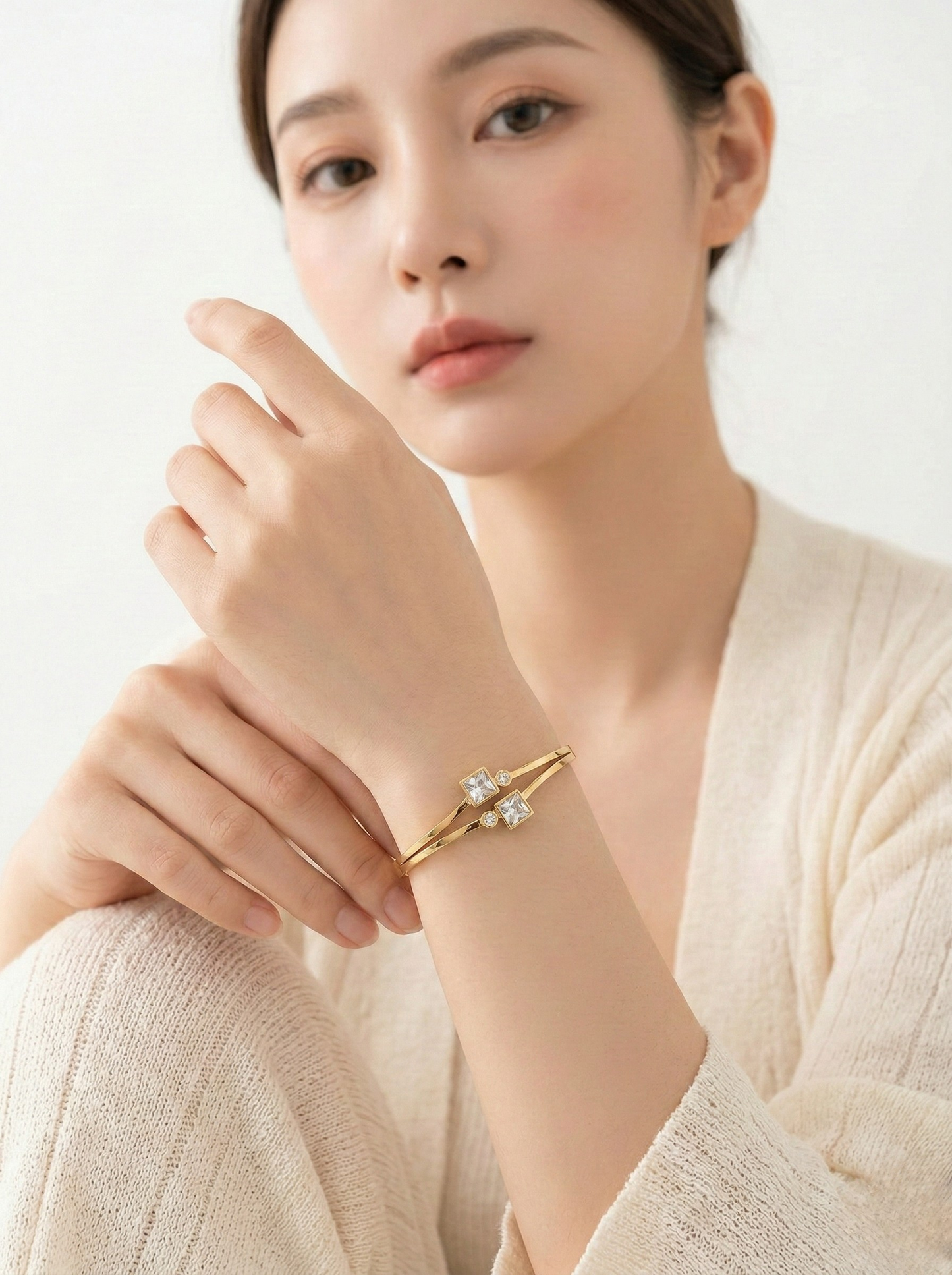 Elegant Gold Bangle with Square Crystal Accents