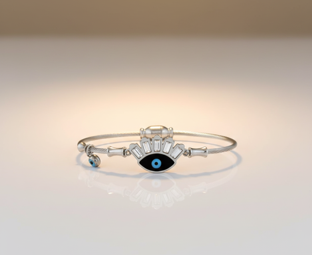 Radiant Shimmering Star Charm Bracelet with Elegant Adjustable