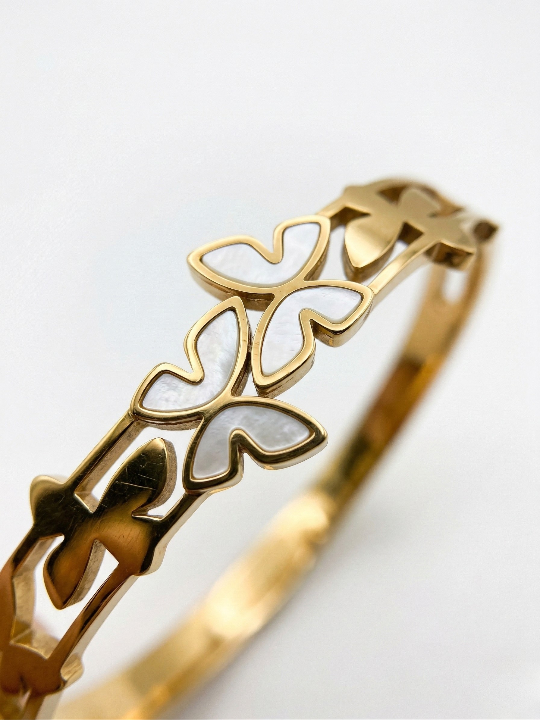 Elegant Gold Butterfly Kada With Marble Inlay