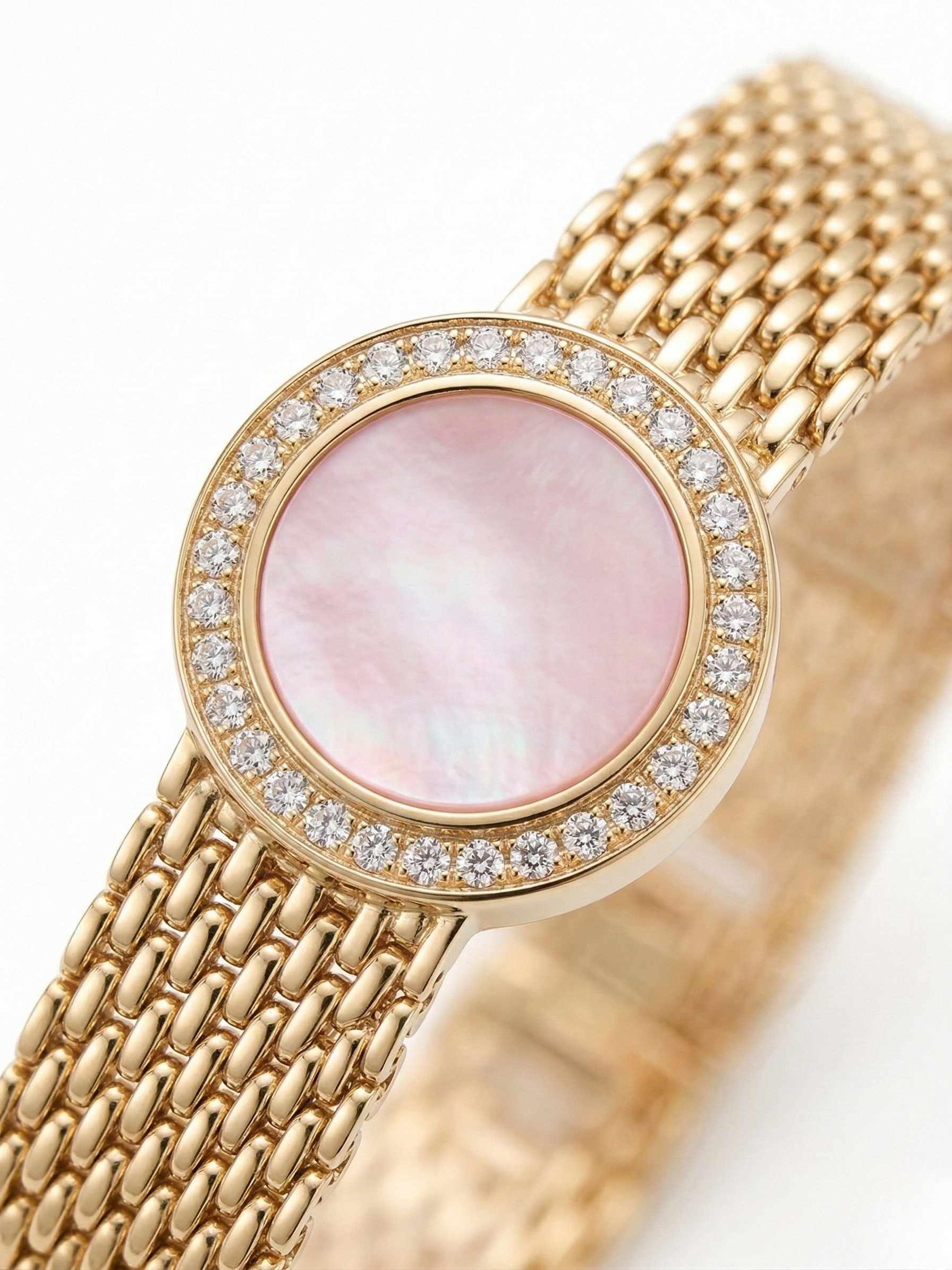 Elegant Gold Plated Designer Bracelet with Crystal