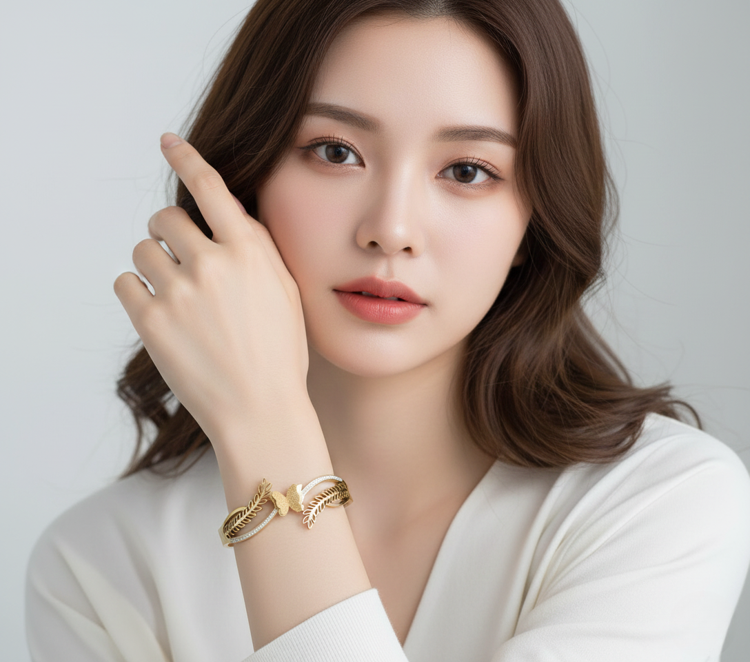 Elegant Shiny Butterfly Leaf Designer Bracelet