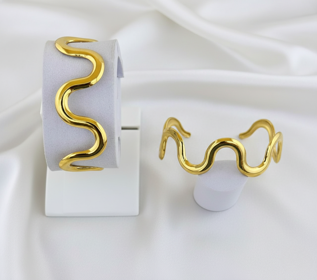 Elegance Korean Kada Bracelet – Gold Finish