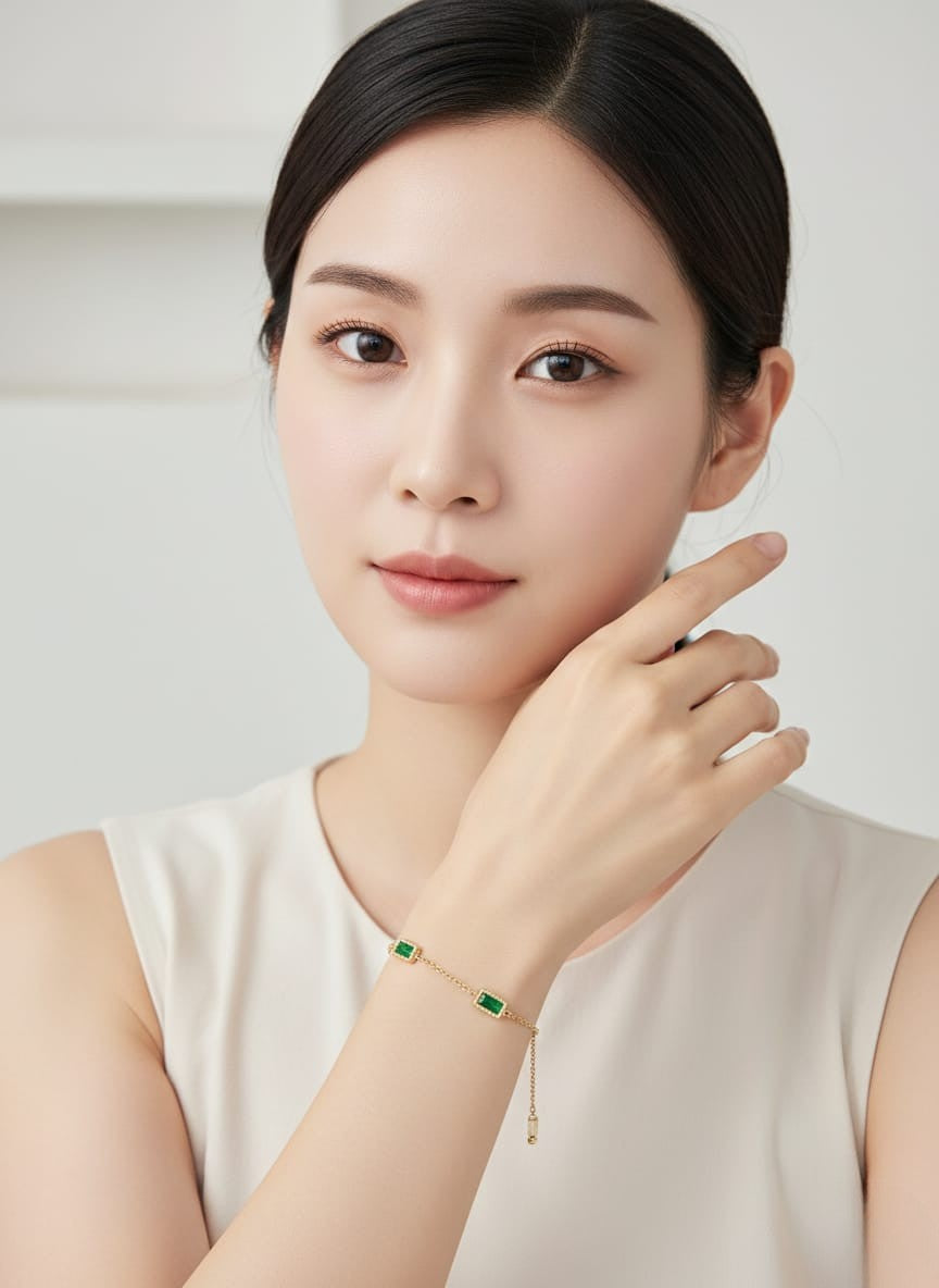 Elegant Gold Emerald Green Baguette Stone Bracelet