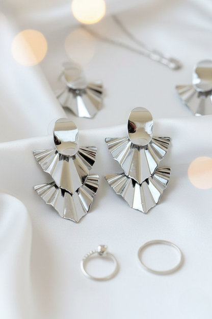 Silver Fan Drop Earrings – Bold Statement Fashion Jewelry