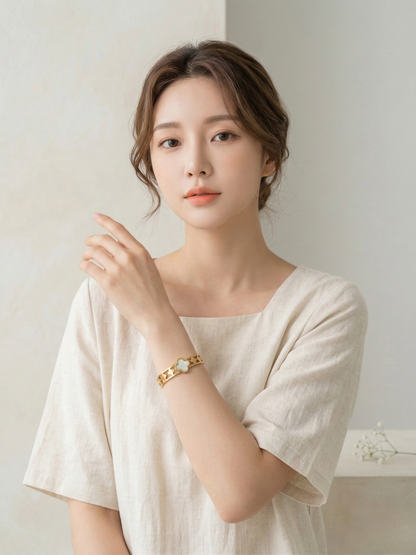 Elegant Gold Clover Mother Pearl Designer Bracelet